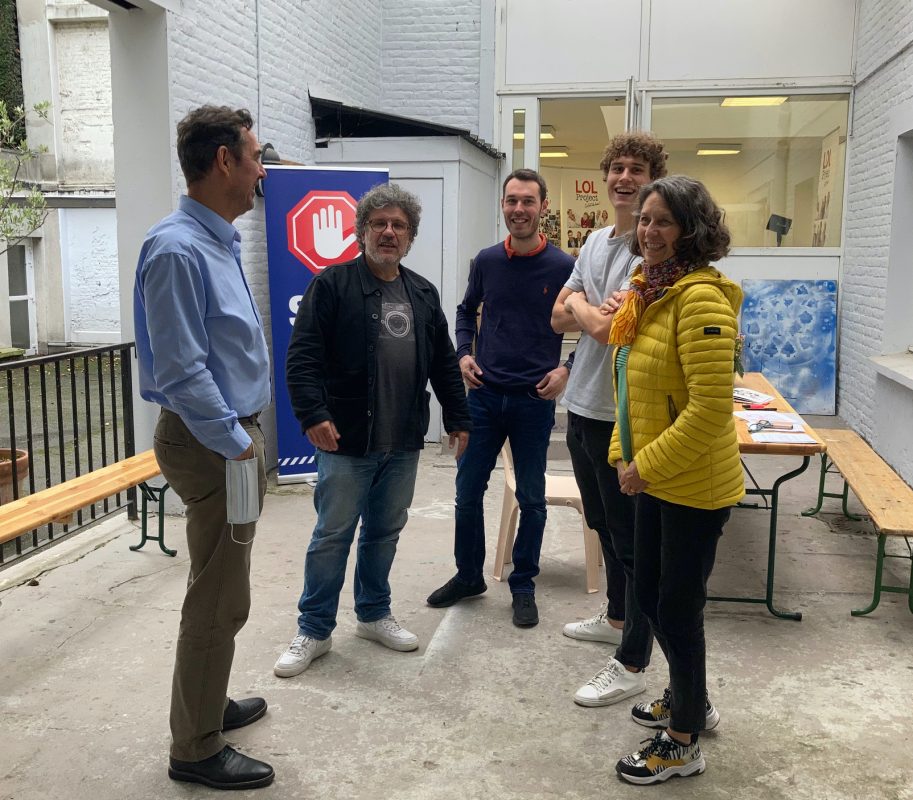 18AD5DA5-DBEF-421C-983D-7A3022C46A49